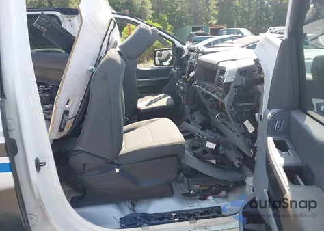 2022 Ford F-150 Xl z USA, uszkodzony, nr VIN 1FTFW1E55NKD04178